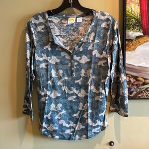 C&C California Linen Tshirt, 3/4 sleeves, green camo linen jersey, Pearl buttons